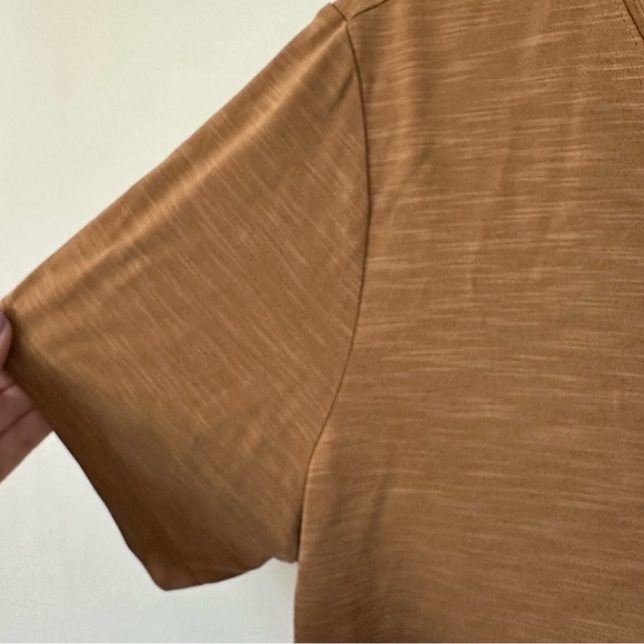 Mod Ref Women’s Brown Short Sleeve Flowy V-Neck Hi/Lo Casual Top Sz XL GUC - Picture 4 of 7